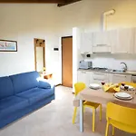 アパートホテル Residenza Corte Casara ラツィーゼ