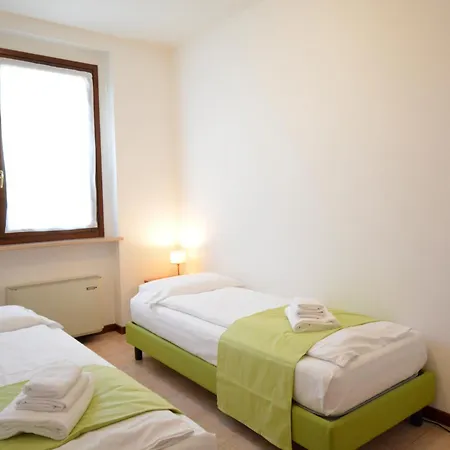 Residenza Corte Casara アパートホテル 4*