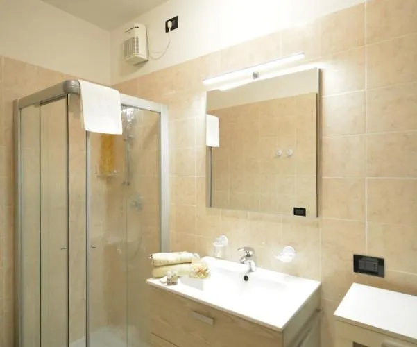 Residenza Corte Casara 4* لاتيزي